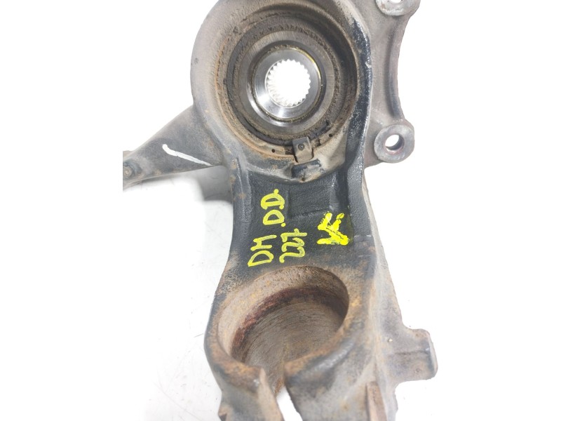 Recambio de mangueta delantera derecha para peugeot 2008 (--.2013) referencia OEM IAM   