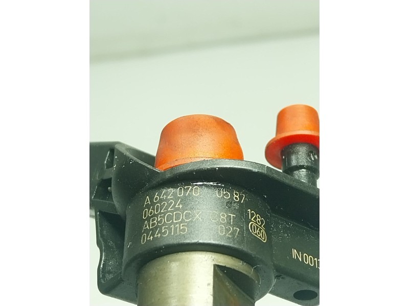 Recambio de inyector para mercedes-benz clase cls (w219) 3.0 cdi cat referencia OEM IAM A6420700587 A6420700587 