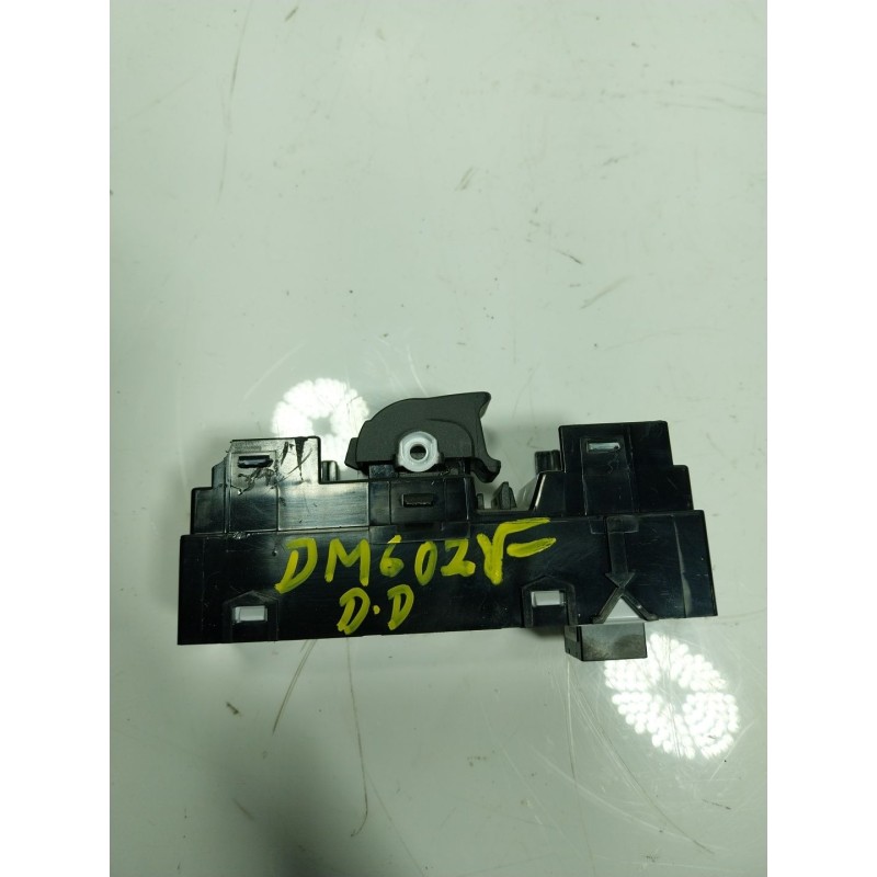 Recambio de mando elevalunas delantero derecho para hyundai i30 cw (pd) 1.0 tgdi cat referencia OEM IAM  93581G3010 