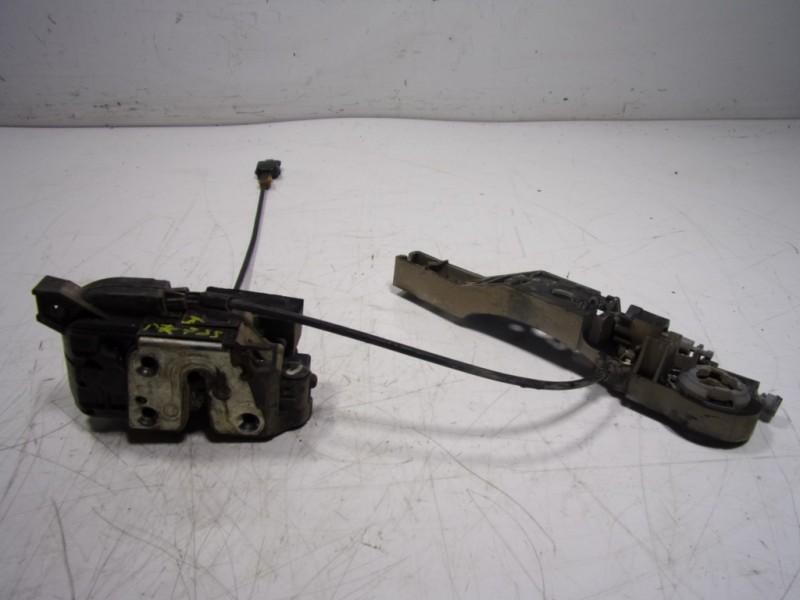 Recambio de cerradura puerta trasera izquierda para renault modus 1.4 16v referencia OEM IAM   