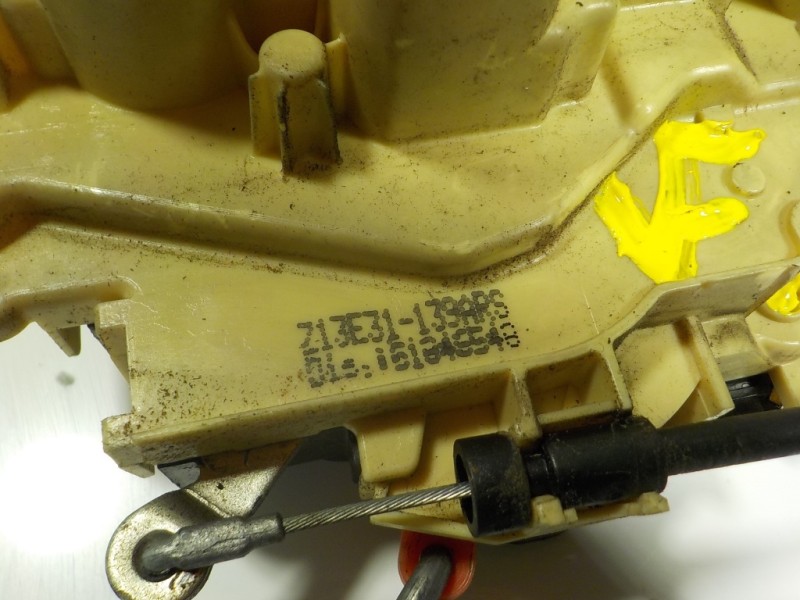 Recambio de cerradura puerta delantera izquierda para fiat panda (319) 1.2 cat referencia OEM IAM 51846548 Z13E31139ARS 