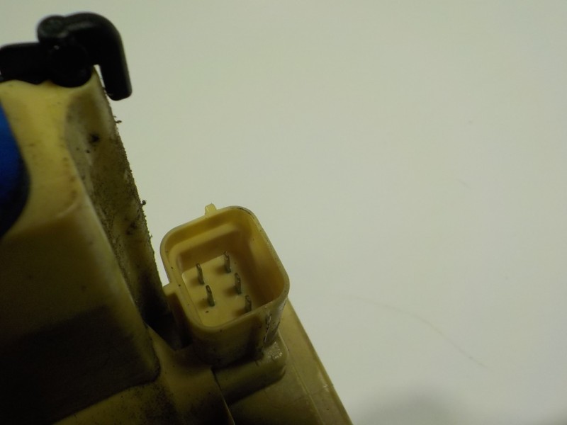 Recambio de cerradura puerta delantera izquierda para fiat panda (319) 1.2 cat referencia OEM IAM 51846548 Z13E31139ARS 