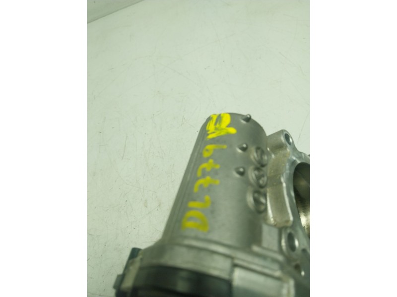 Recambio de caja mariposa para mercedes-benz clase gla (w156) 1.6 cat referencia OEM IAM  A2701410025 