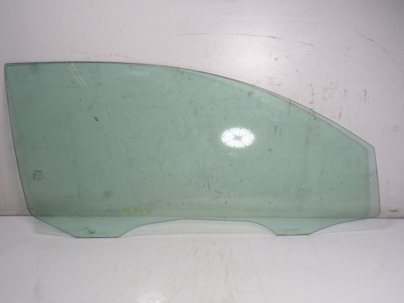 Recambio de cristal puerta delantero derecho para volvo c30 2.4 20v diesel referencia OEM IAM 8679840  