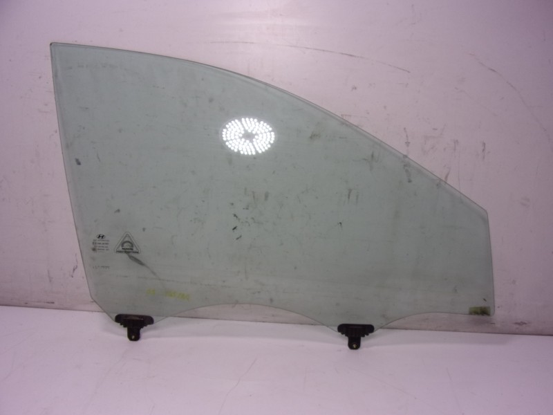 Recambio de cristal puerta delantero derecho para hyundai ix35 1.7 crdi cat referencia OEM IAM 824212S000  
