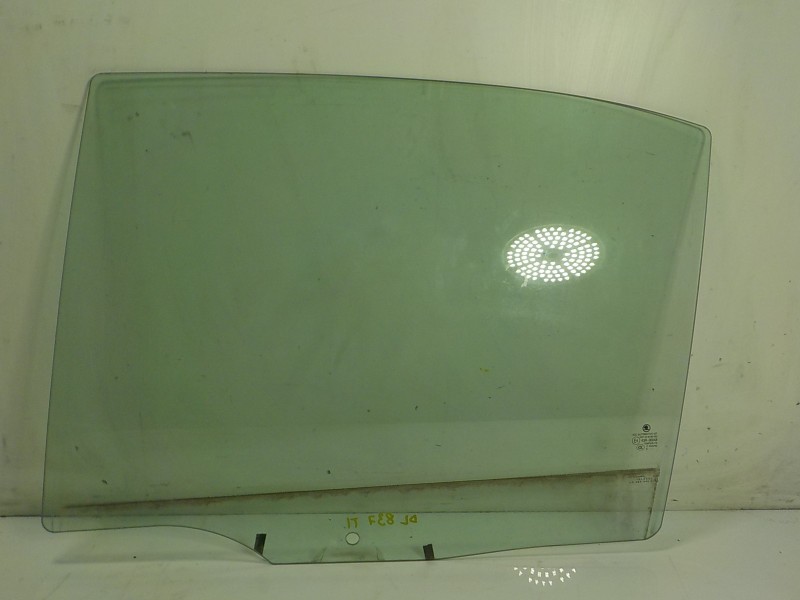 Recambio de cristal puerta trasero izquierdo para skoda octavia lim. (5e3) 2.0 tdi referencia OEM IAM 5E5845205C  