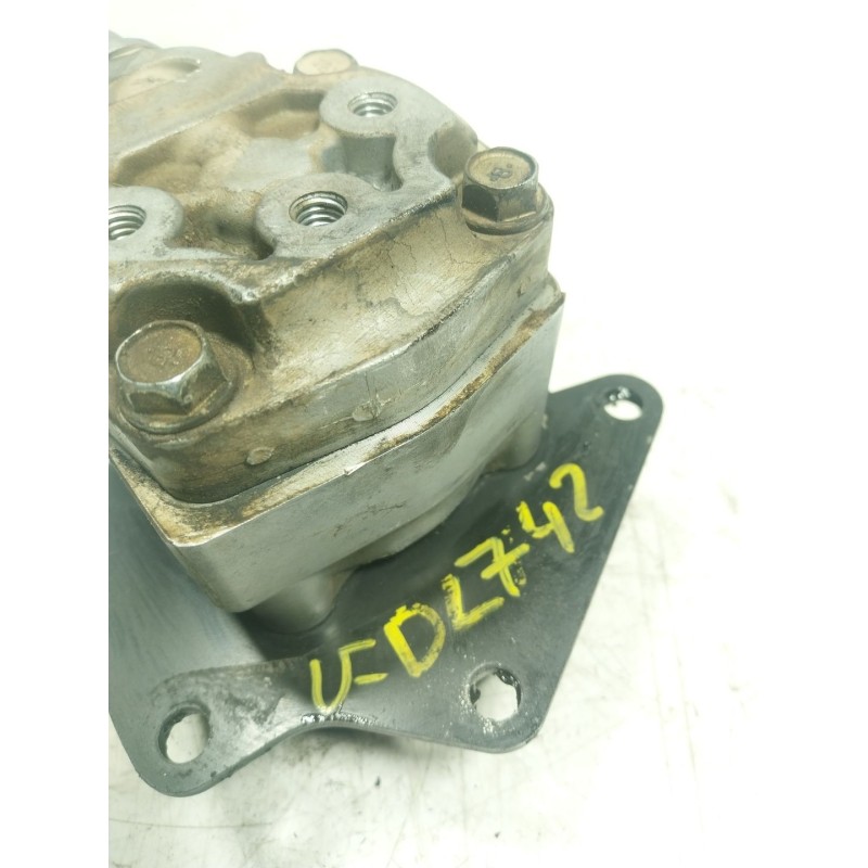 Recambio de bomba direccion para land rover range rover sport 2.7 td v6 cat referencia OEM IAM  QVB500660 