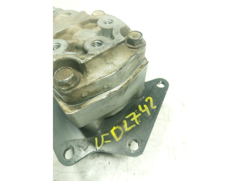 Recambio de bomba direccion para land rover range rover sport 2.7 td v6 cat referencia OEM IAM  QVB500660 