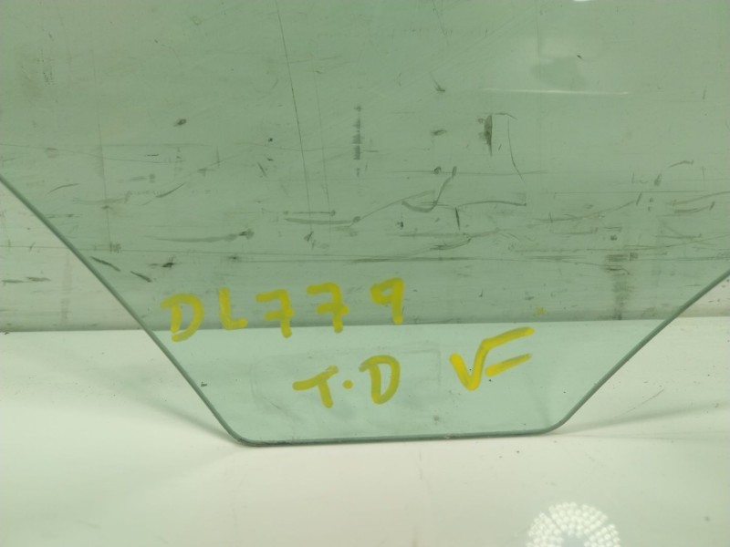 Recambio de cristal puerta trasero derecho para mercedes-benz clase gla (w156) 1.6 cat referencia OEM IAM   