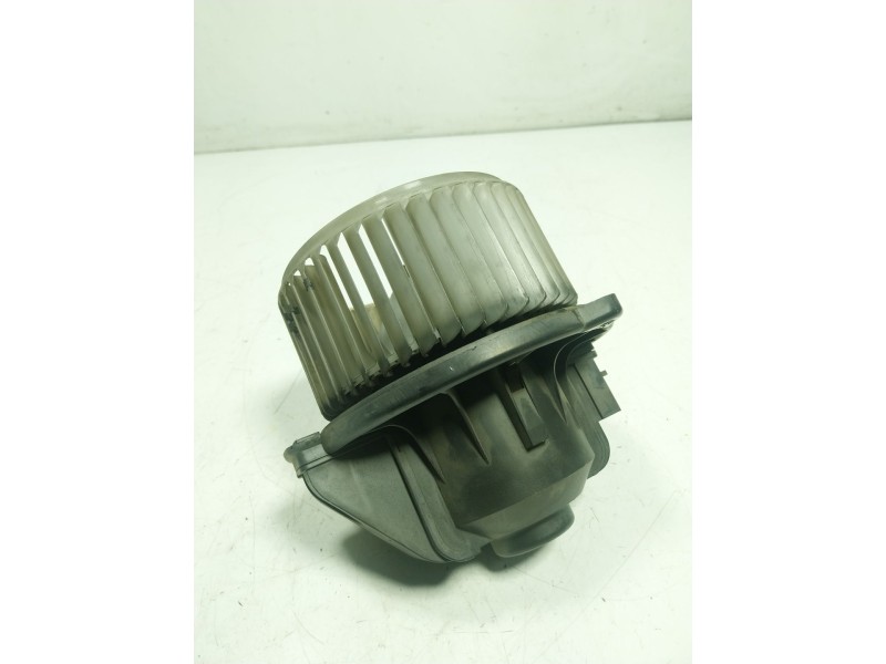 Recambio de motor calefaccion para land rover range rover sport 2.7 td v6 cat referencia OEM IAM  17360045 