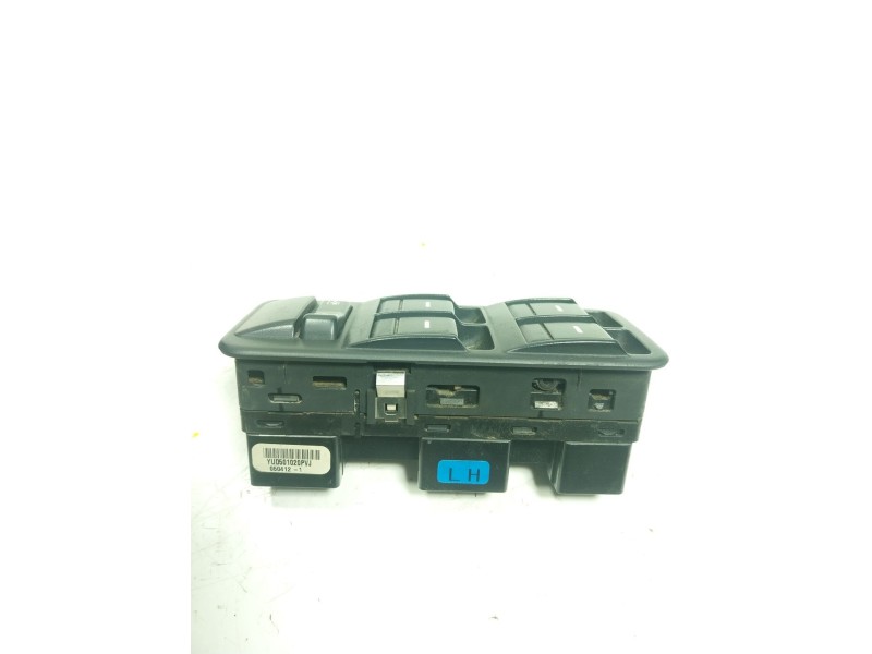 Recambio de mando elevalunas delantero izquierdo para land rover range rover sport 2.7 td v6 cat referencia OEM IAM  YUD501020PV