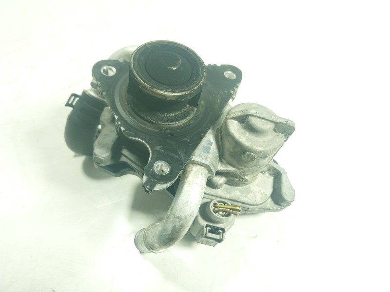 Recambio de caja mariposa para seat leon (5f1) 1.6 tdi referencia OEM IAM  04L128063P 