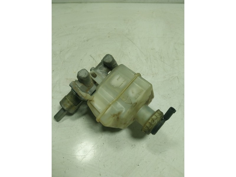 Recambio de bomba freno para land rover range rover sport 2.7 td v6 cat referencia OEM IAM  74471269C 