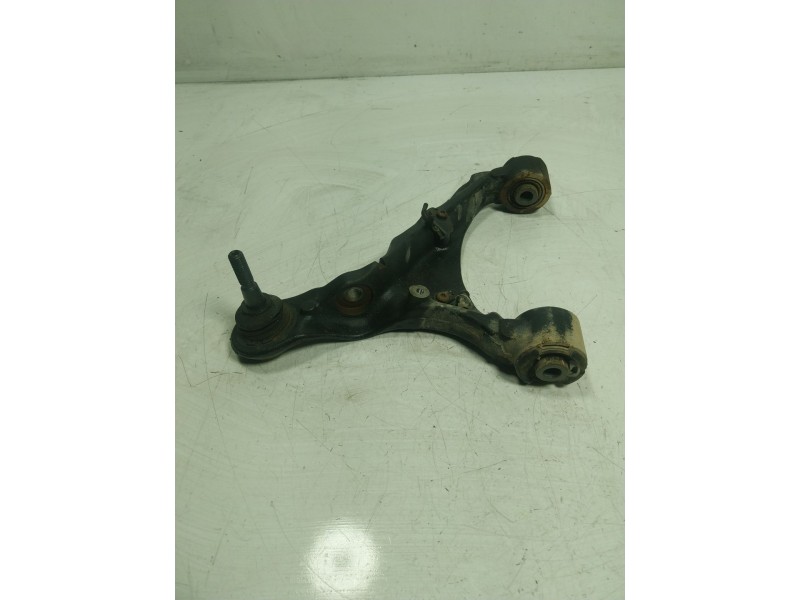 Recambio de brazo suspension superior delantero izquierdo para land rover range rover sport 2.7 td v6 cat referencia OEM IAM   