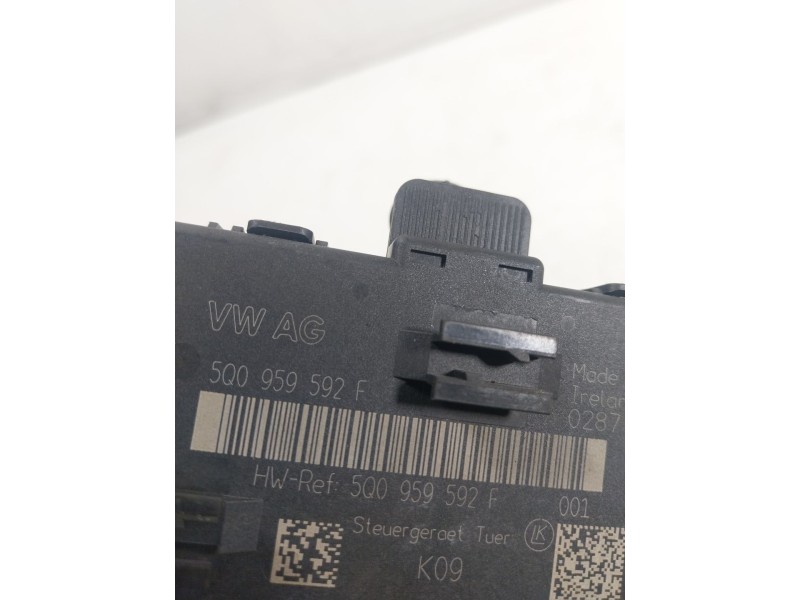 Recambio de modulo electronico para volkswagen passat berlina (cb2) 2.0 tdi referencia OEM IAM  5Q0959592E 
