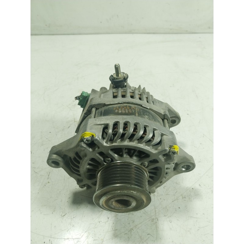 Recambio de alternador para nissan nt400 cabstar (f24m) 35.15, 45.15 referencia OEM IAM  23100 