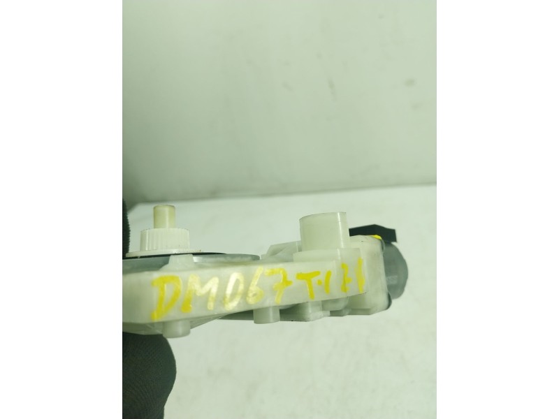 Recambio de motor elevalunas trasero izquierdo para volkswagen passat berlina (cb2) 2.0 tdi referencia OEM IAM  5Q4959812 