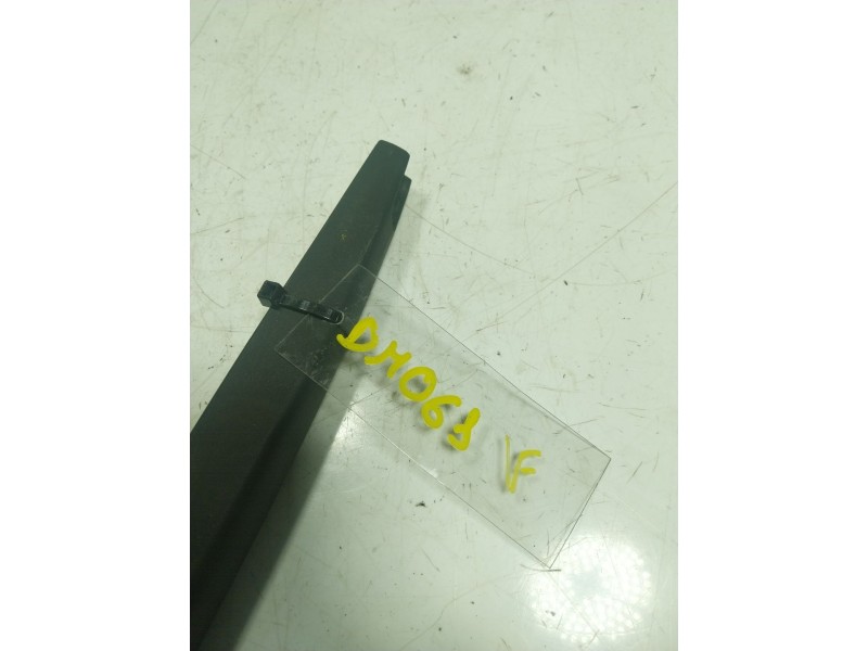 Recambio de brazo limpia trasero para kia cee´d 1.6 gdi cat referencia OEM IAM   