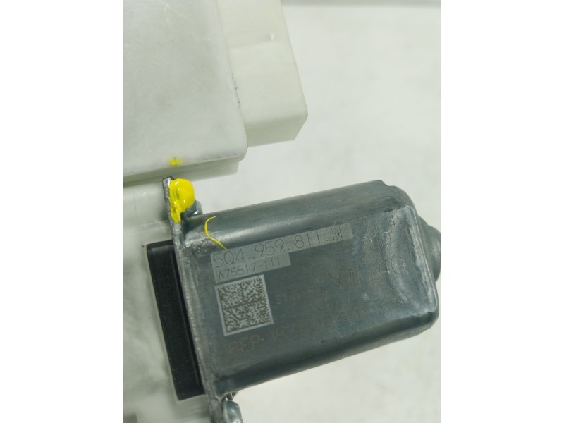 Recambio de motor elevalunas trasero derecho para volkswagen passat berlina (cb2) 2.0 tdi referencia OEM IAM  5Q4959811 