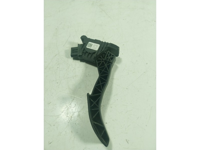 Recambio de potenciometro pedal para volkswagen passat berlina (cb2) 2.0 tdi referencia OEM IAM  5Q1723503 