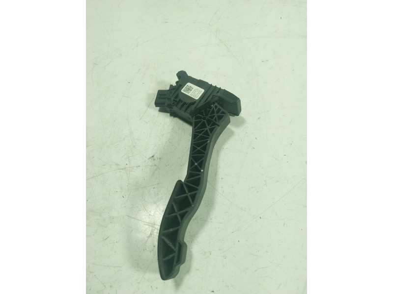 Recambio de potenciometro pedal para volkswagen t-roc 1.0 tsi referencia OEM IAM  5Q1723503L 