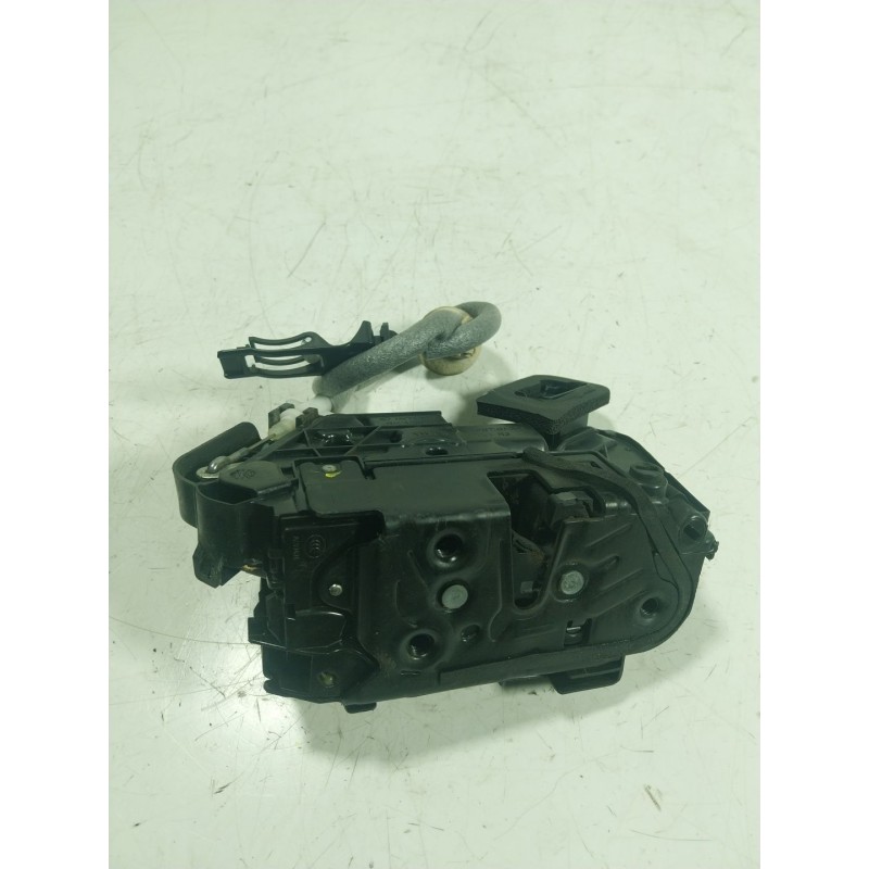 Recambio de cerradura puerta trasera derecha para volkswagen passat berlina (cb2) 2.0 tdi referencia OEM IAM  5NA839016C 