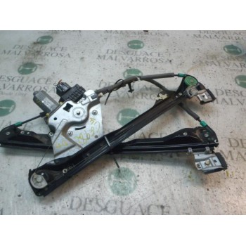 ELEVALUNAS DELANTERO DERECHO 