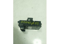 Recambio de mando elevalunas delantero izquierdo para kia cee´d 1.6 gdi cat referencia OEM IAM  93570A2100  2
