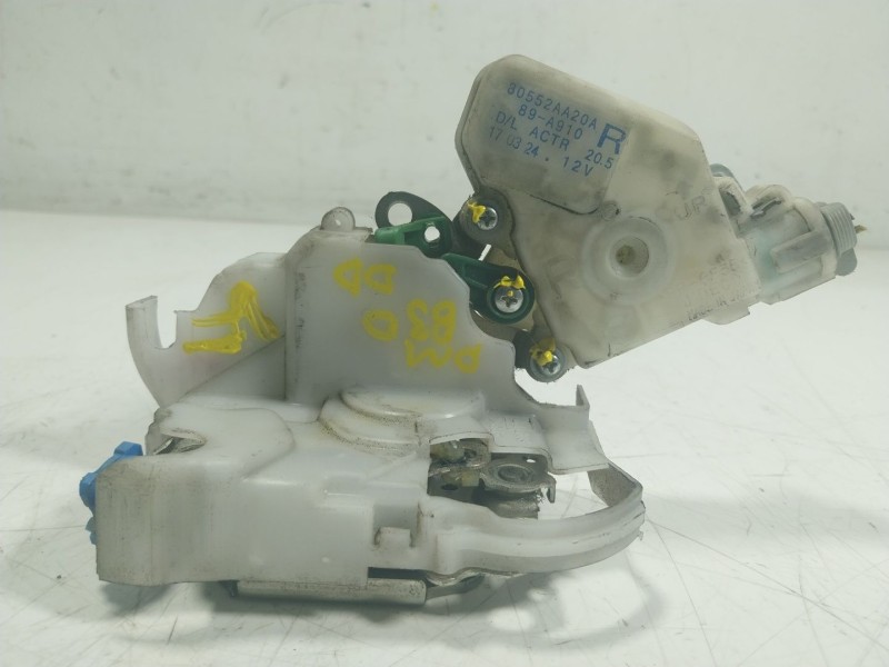 Recambio de cerradura puerta delantera derecha para nissan nt400 cabstar (f24m) 35.15, 45.15 referencia OEM IAM  80552AA20A 