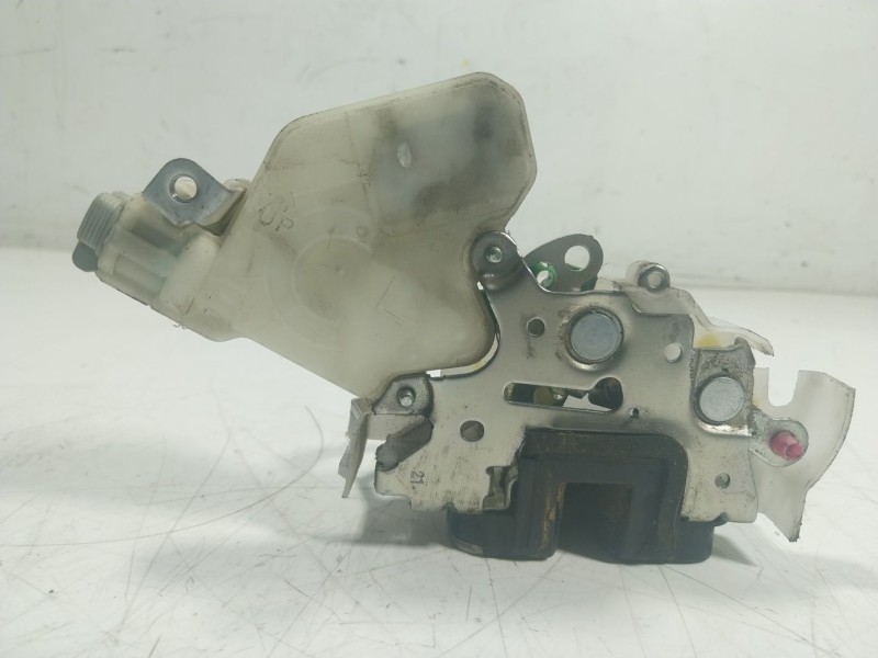 Recambio de cerradura puerta delantera derecha para nissan nt400 cabstar (f24m) 35.15, 45.15 referencia OEM IAM  80552AA20A 