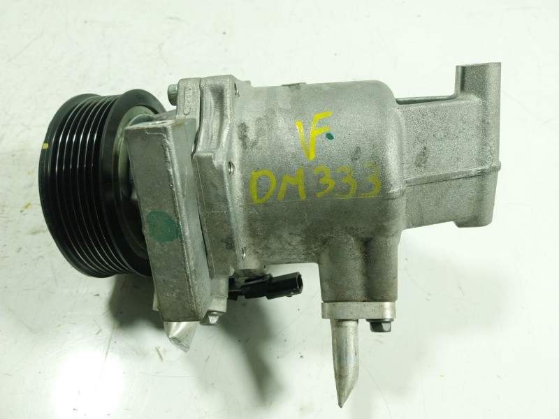 Recambio de compresor aire acondicionado para dacia sandero 0.9 tce referencia OEM IAM  926008469R 