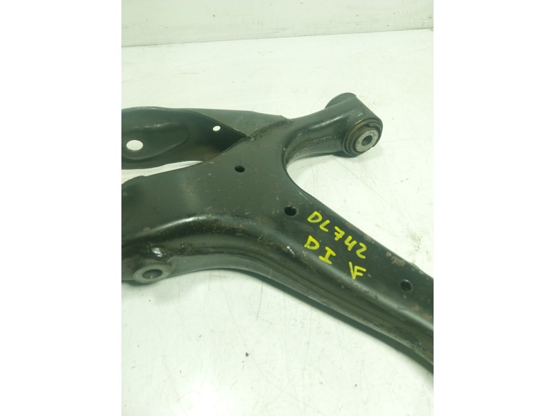 Recambio de brazo suspension inferior delantero izquierdo para land rover range rover sport 2.7 td v6 cat referencia OEM IAM   