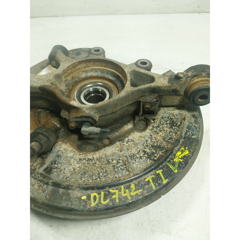 Recambio de mangueta trasera izquierda para land rover range rover sport 2.7 td v6 cat referencia OEM IAM   