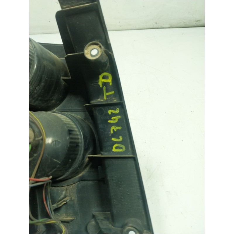 Recambio de piloto trasero derecho para land rover range rover sport 2.7 td v6 cat referencia OEM IAM   