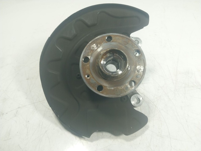 Recambio de mangueta delantera derecha para volkswagen passat berlina (cb2) 2.0 tdi referencia OEM IAM   