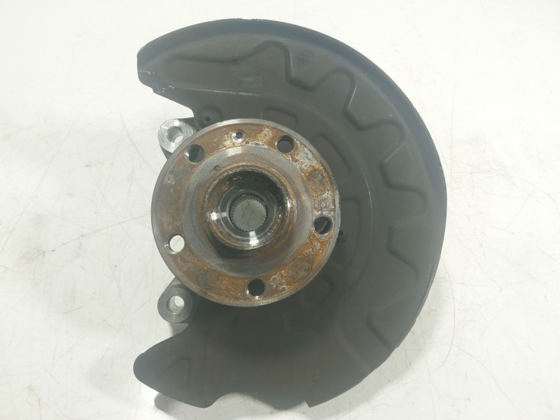 Recambio de mangueta delantera izquierda para volkswagen passat berlina (cb2) 2.0 tdi referencia OEM IAM   