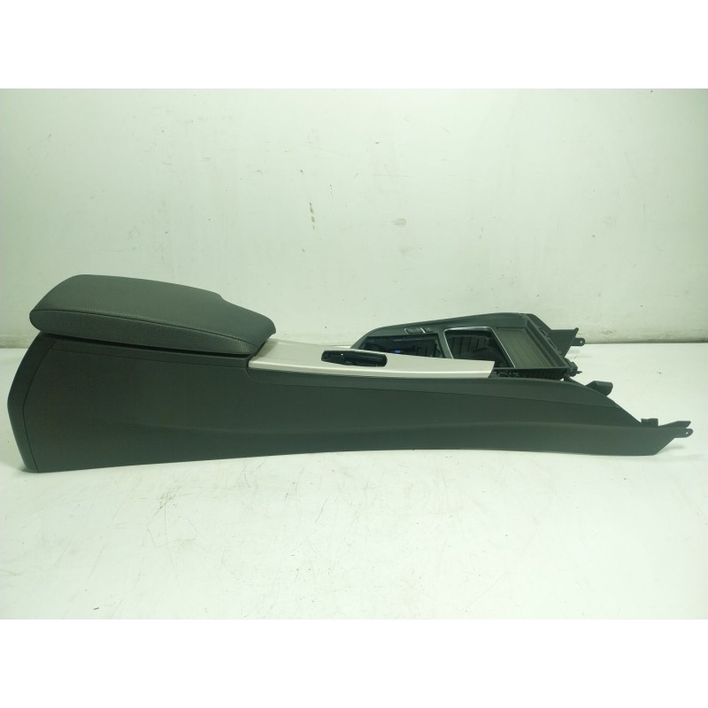 Recambio de apoyabrazos central para bmw serie 4 gran coupe (f36) 2.0 16v turbodiesel referencia OEM IAM 51169235437  5116936052