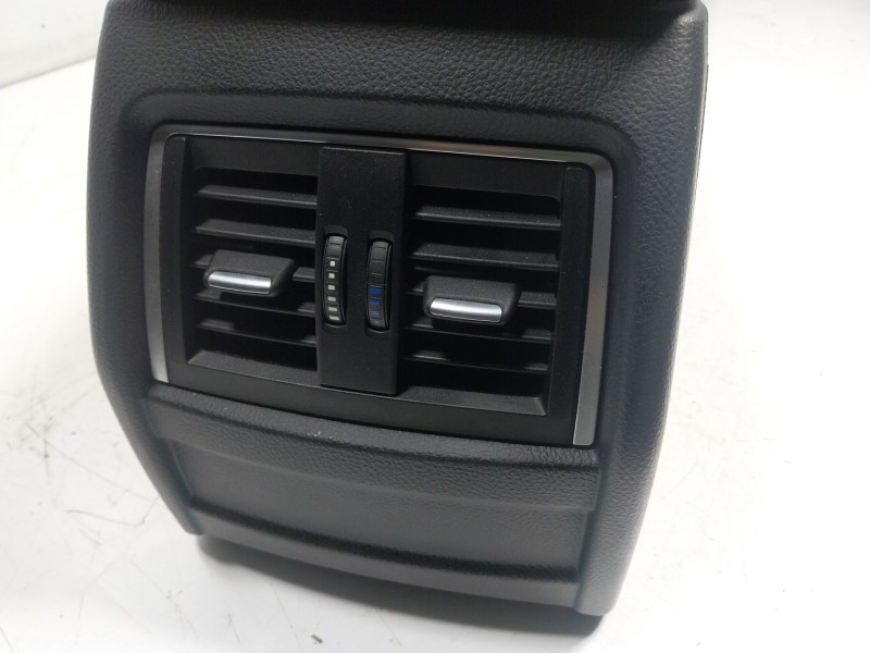 Recambio de apoyabrazos central para bmw serie 4 gran coupe (f36) 2.0 16v turbodiesel referencia OEM IAM 51169235437  5116936052