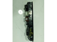 Recambio de mando elevalunas delantero izquierdo para dacia sandero 0.9 tce referencia OEM IAM    2