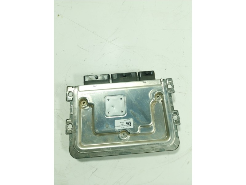 Recambio de centralita motor uce para dacia sandero 0.9 tce referencia OEM IAM  237104639S 