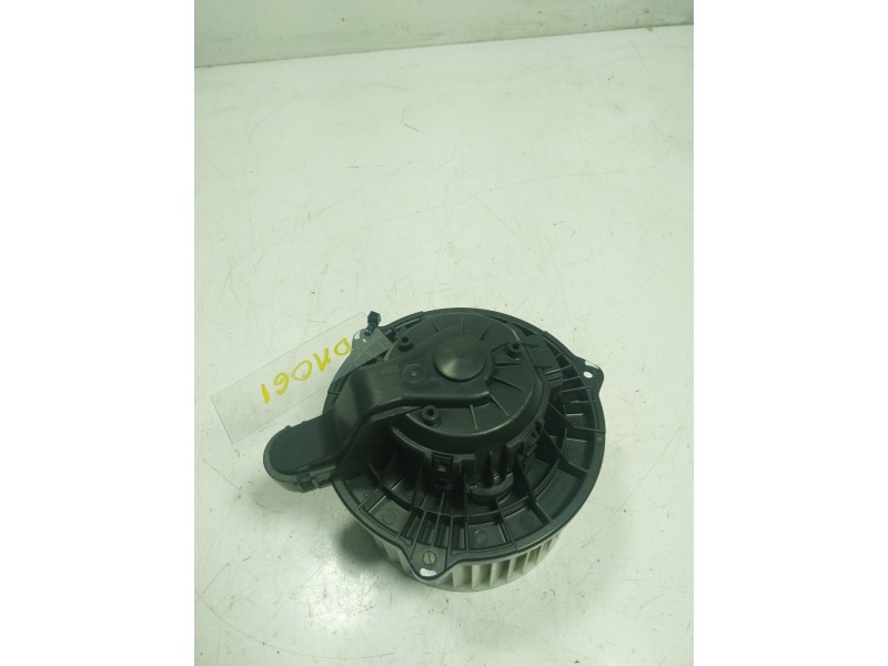 Recambio de motor calefaccion para kia cee´d 1.6 gdi cat referencia OEM IAM  F00S3B2474 