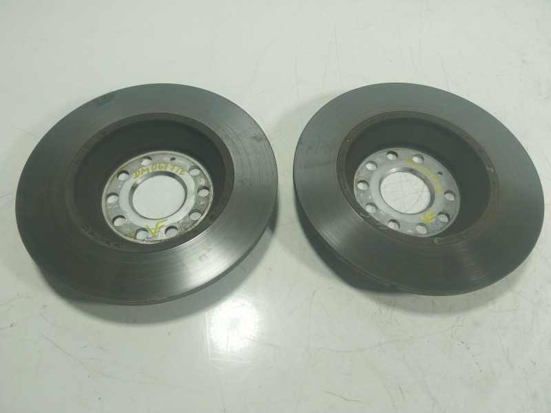 Recambio de disco freno trasero para volkswagen passat berlina (cb2) 2.0 tdi referencia OEM IAM 3Q0615601A  