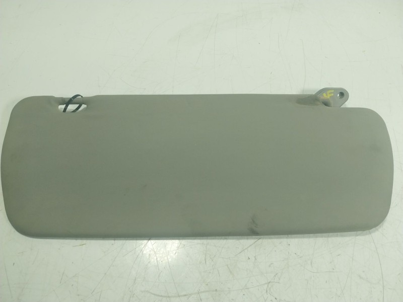 Recambio de parasol derecho para nissan nt400 cabstar (f24m) 35.15, 45.15 referencia OEM IAM 96400MB400  