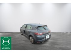 renault megane iv berlina 5p del año 2017 2