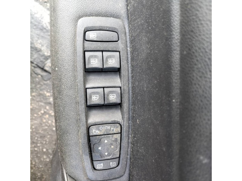 renault megane iv berlina 5p del año 2017