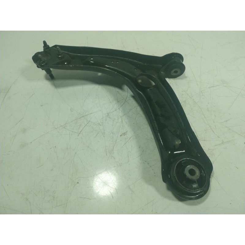 Recambio de brazo suspension inferior delantero derecho para volkswagen passat berlina (cb2) 2.0 tdi referencia OEM IAM 3Q040715