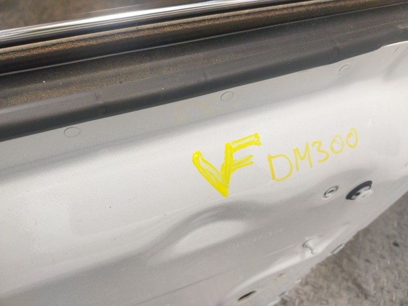 Recambio de puerta delantera derecha para porsche panamera 2.9 v6 turbo cat referencia OEM IAM   