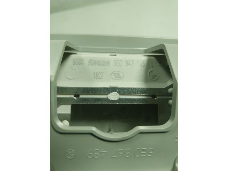 Recambio de piloto interior para skoda karoq (nu) 1.6 tdi dpf referencia OEM IAM  5E0947105 