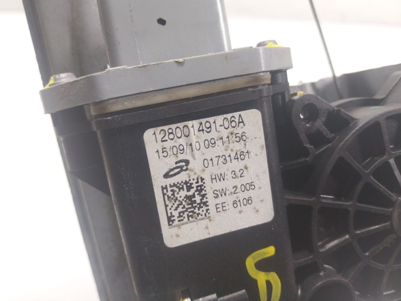 Recambio de elevalunas delantero derecho para smart forfour 1.0 cat referencia OEM IAM  807200925R 