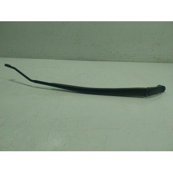 BRAZO LIMPIA DELANTERO DERECHO 852110D290 